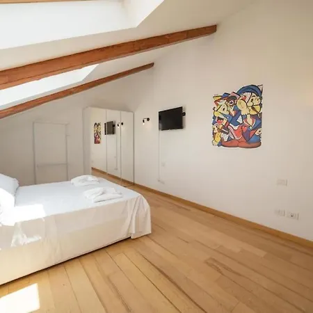 Aparthotel Cairoli Building By Dimorra 3*